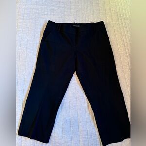 The Limited black exact stretch capri pants size 14